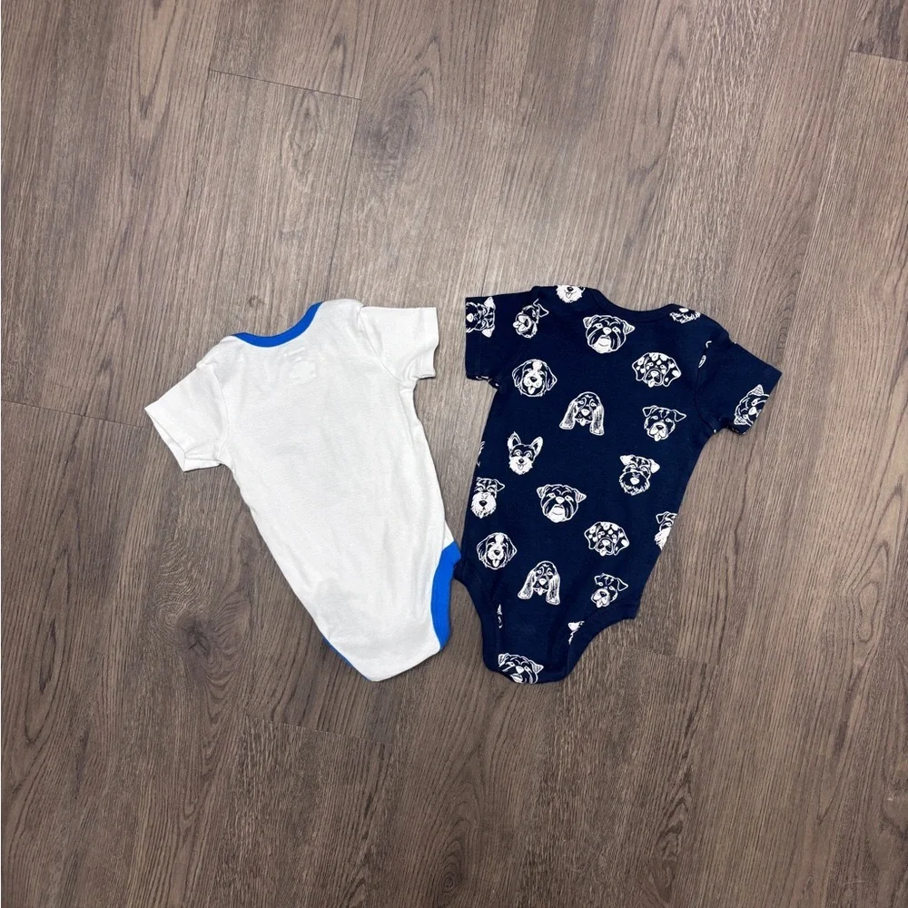 NWOT Member’s Mark 6 month Baby Bodysuits Set x4 in Blues, Gray, and White